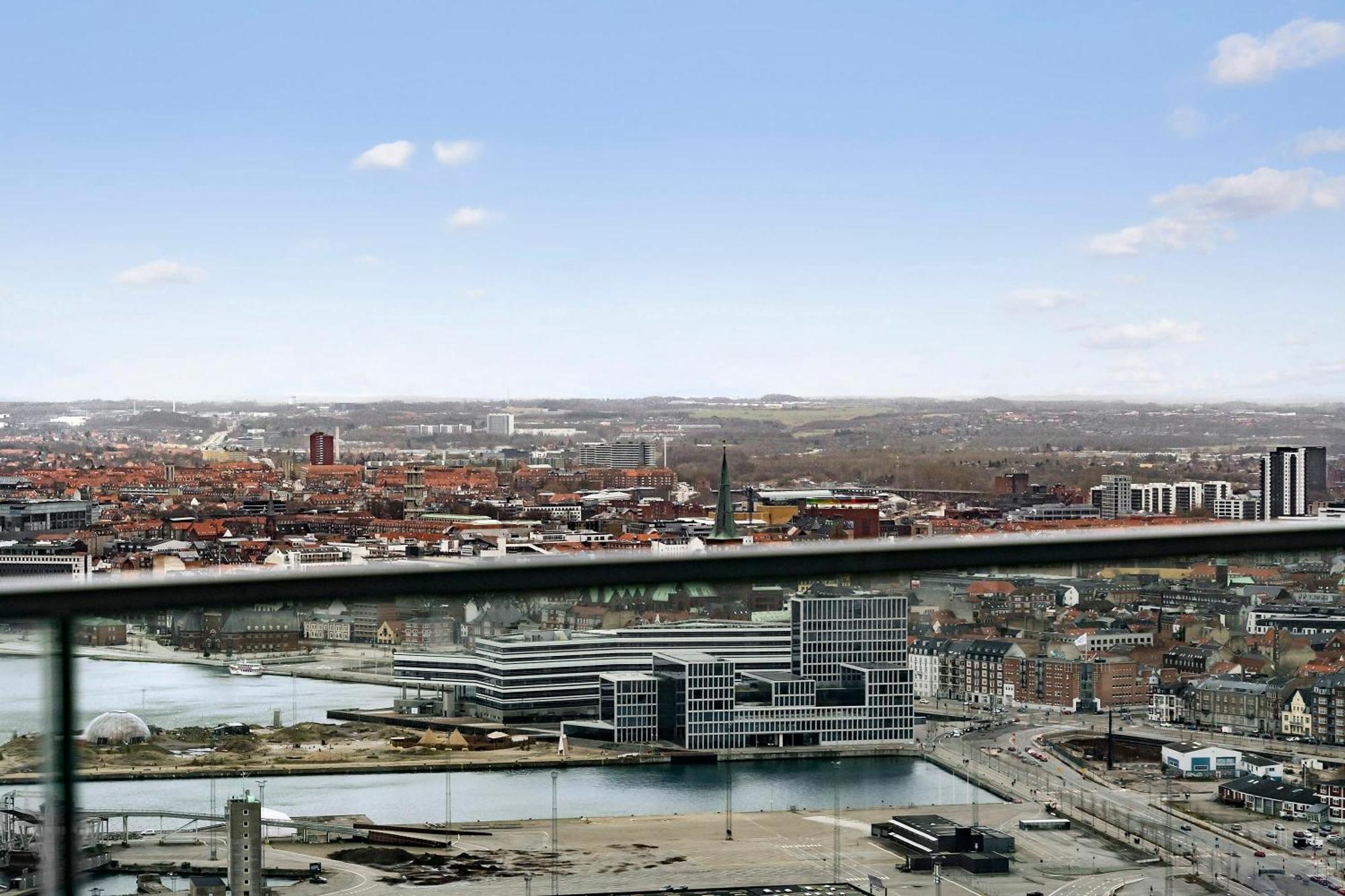 Appartamento Penthouse Paradise On 39Th Floor Århus Esterno foto